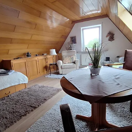 Karthaeuser In Apartmán